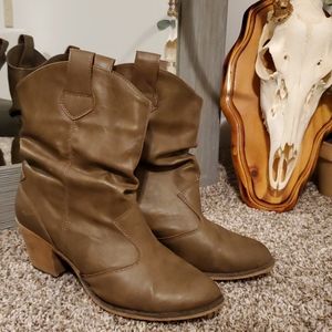 Modern Western Cowboy Boots